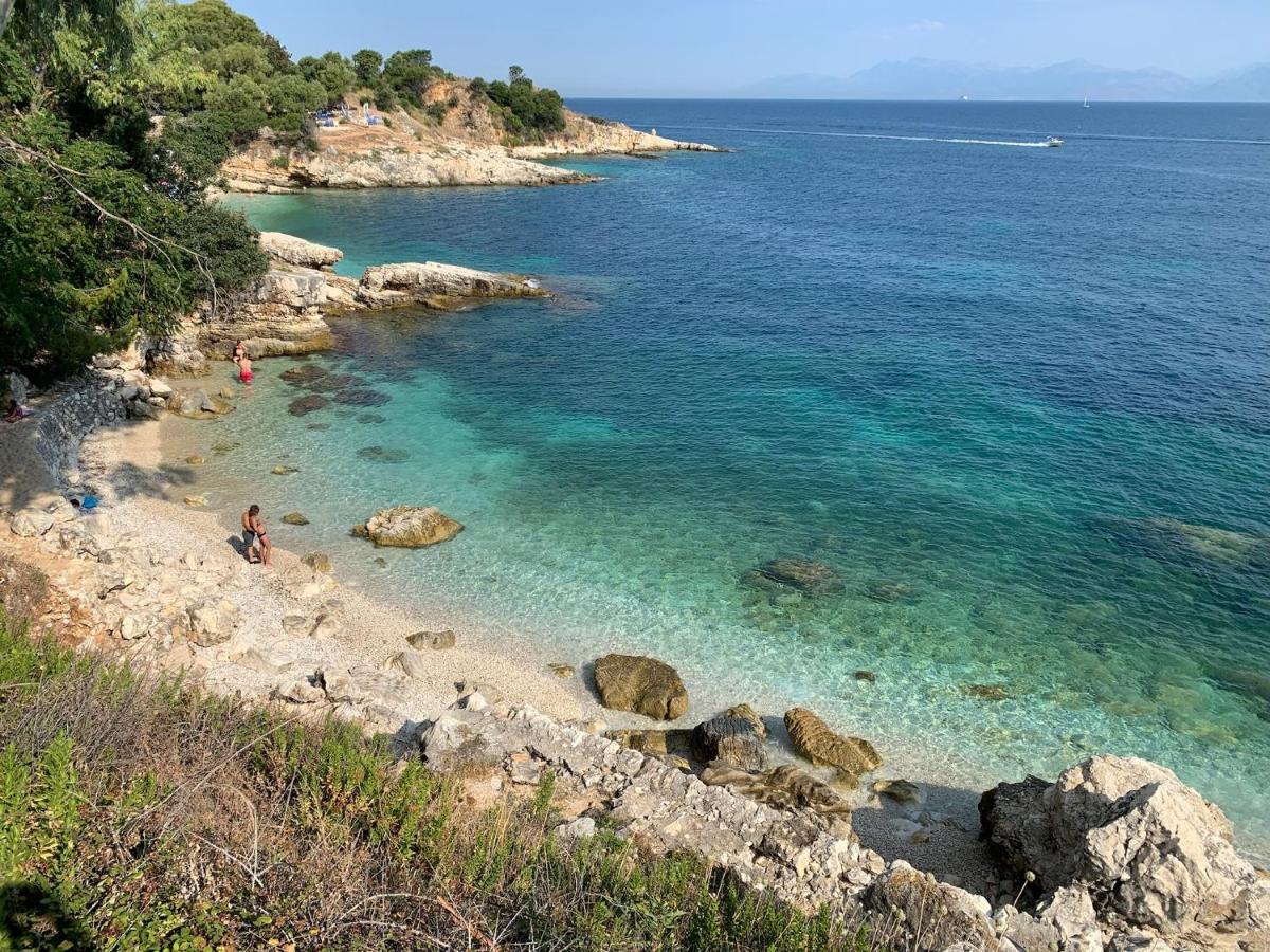 Villa Perris Studios Kassiopi Exterior foto